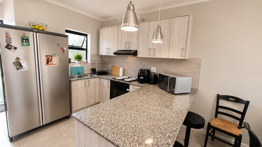3 Bedroom Property for Sale in Zonnendal Western Cape